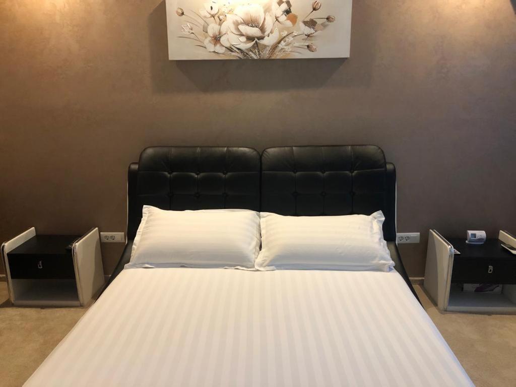 Apartamento Cezara Galaţi Exterior foto