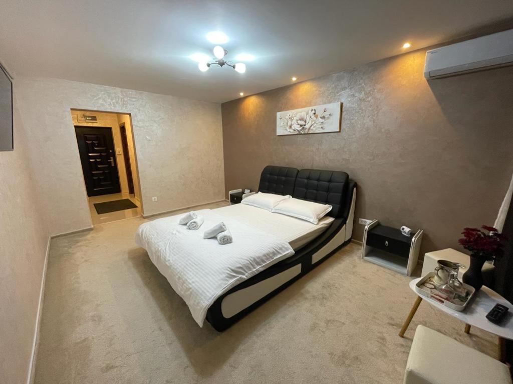 Apartamento Cezara Galaţi Exterior foto