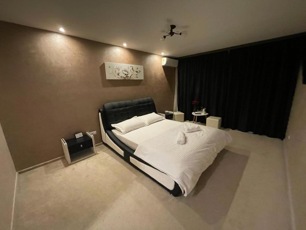 Apartamento Cezara Galaţi Exterior foto