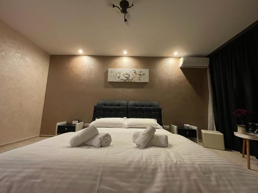 Apartamento Cezara Galaţi Exterior foto